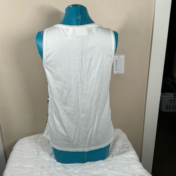 Chicos 30 Unforgettable Years Top Size 1 Medium Sequin Cream Chiffon Paisley - Picture 7 of 7